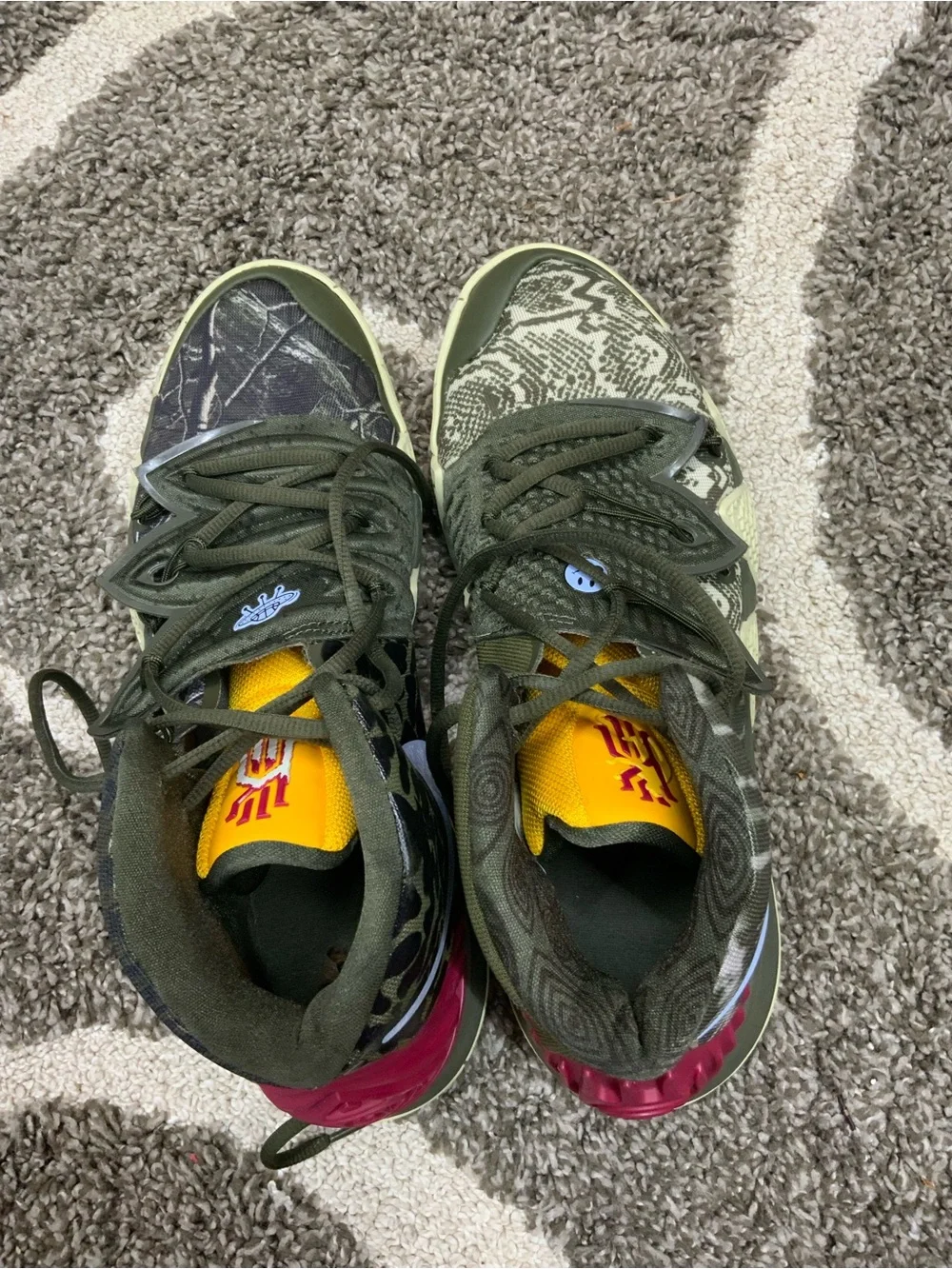 Nike Kyrie 7 “Sisterhood” Basketball Shoes – Men’s Size 11.5